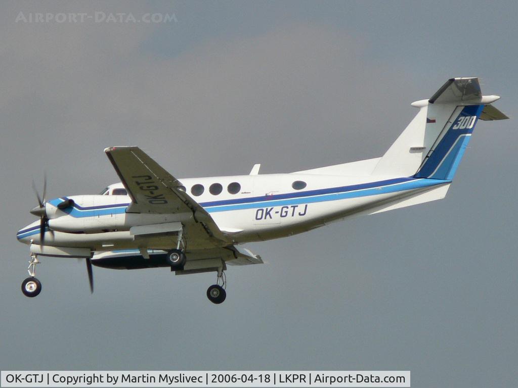 OK-GTJ, 1992 Beech Super King Air 300LW C/N FA-223, BEECH 300LW