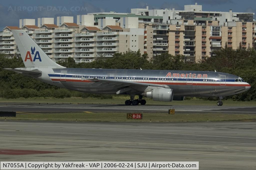 N7055A, 1988 Airbus A300B4-605R C/N 462, American Airlines Airbus A300-600 ready for take off