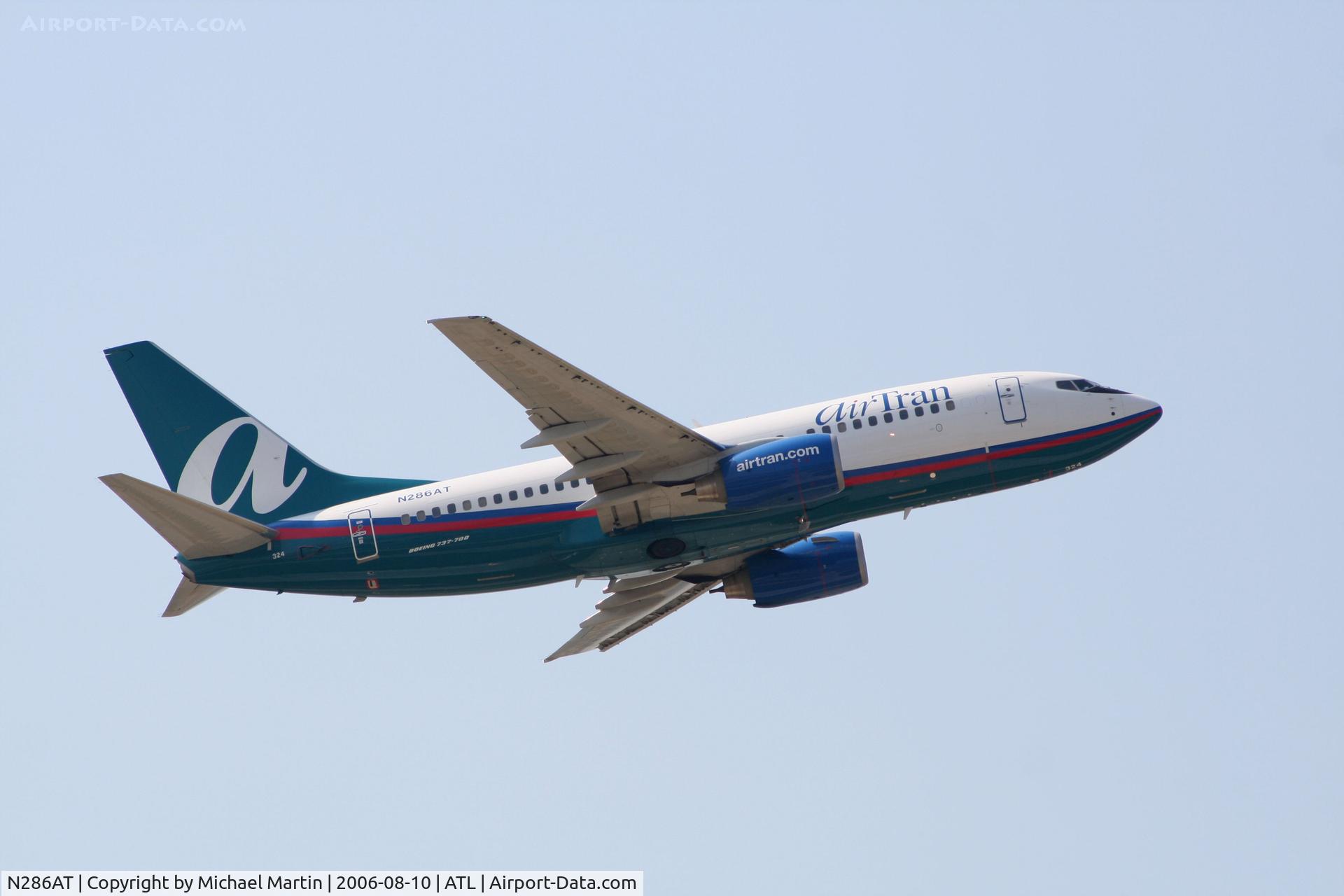 N286AT, 1967 Boeing 727-22 C/N 19153, Climbing out of ATL