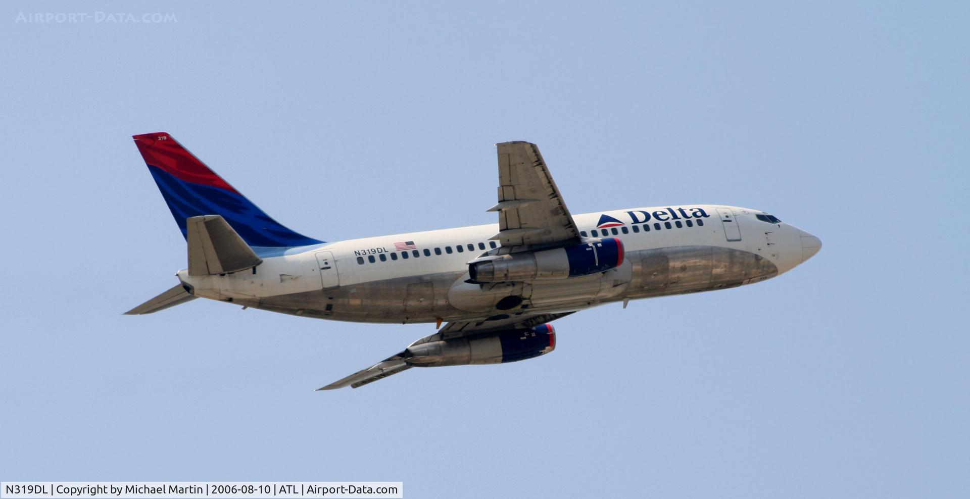 N319DL, 1984 Boeing 737-232 C/N 23091, Climbing out of ATL