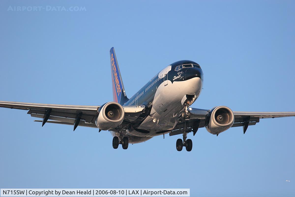 N715SW, 1998 Boeing 737-7H4 C/N 27849, Southwest Airlines N715SW 