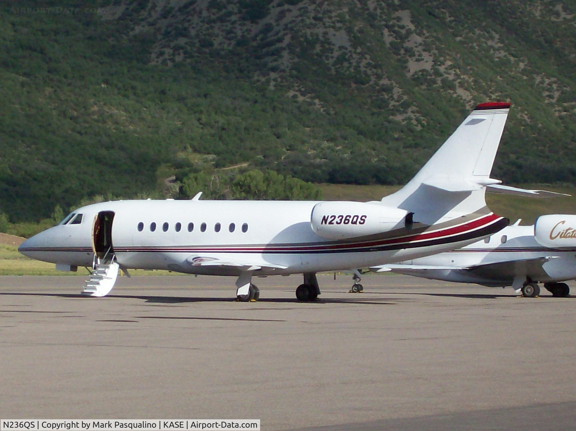 N236QS, 2000 Dassault Falcon 2000 C/N 136, Falcon 2000
