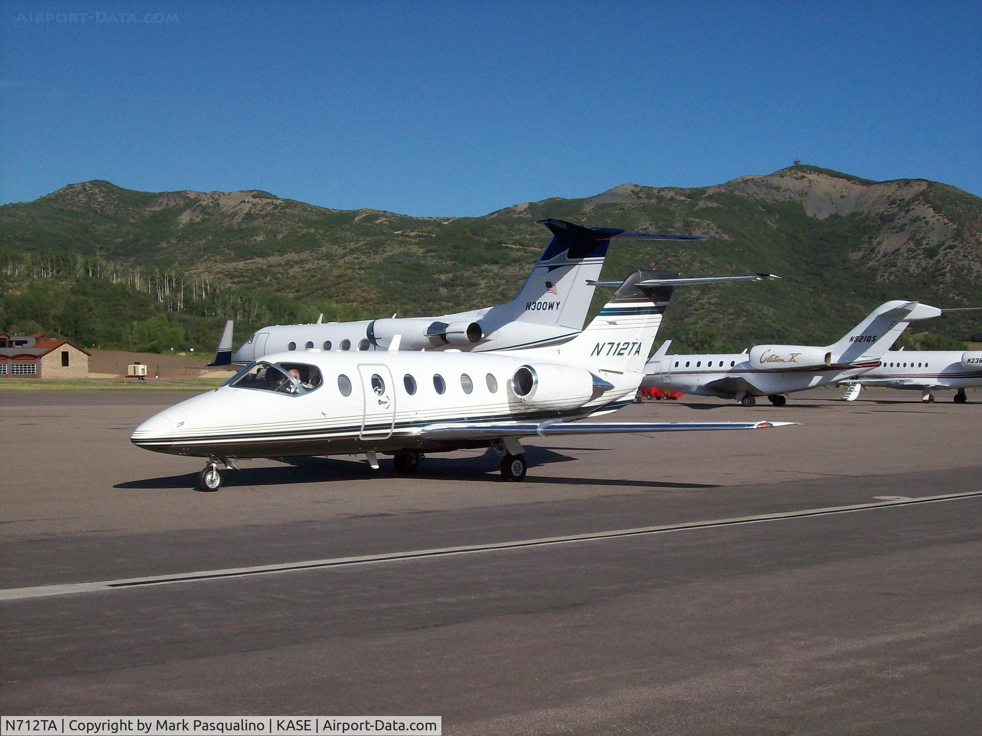 N712TA, 1998 Beechcraft 400A Beechjet C/N RK-186, Beech 400A