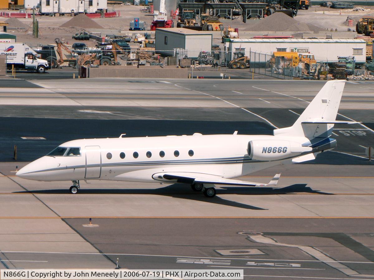 N866G, 2000 Israel Aircraft Industries IAI-1126 Galaxy C/N 025, Photo taken from the Terminal 3 parking garage