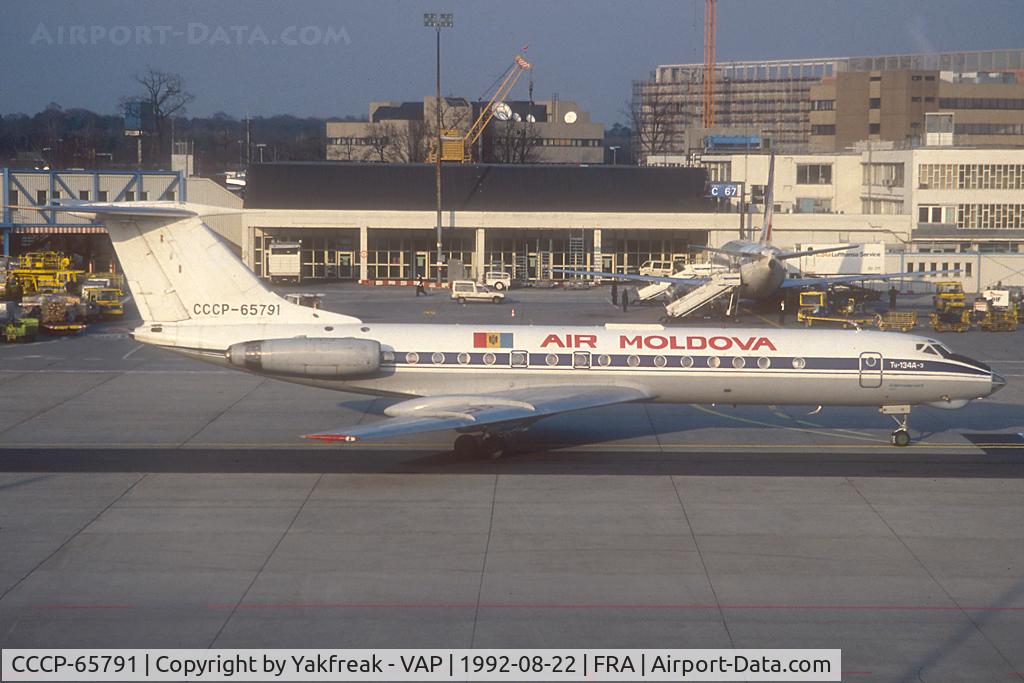 CCCP-65791, Tupolev Tu-134 C/N 63110, Air Moldova Tupolev 134 ready for taxy after push back