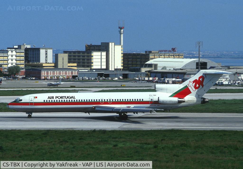 CS-TBX, 1980 Boeing 727-282 C/N 21950, TAP Air Portugal Boeing 727-200 landing at LIS