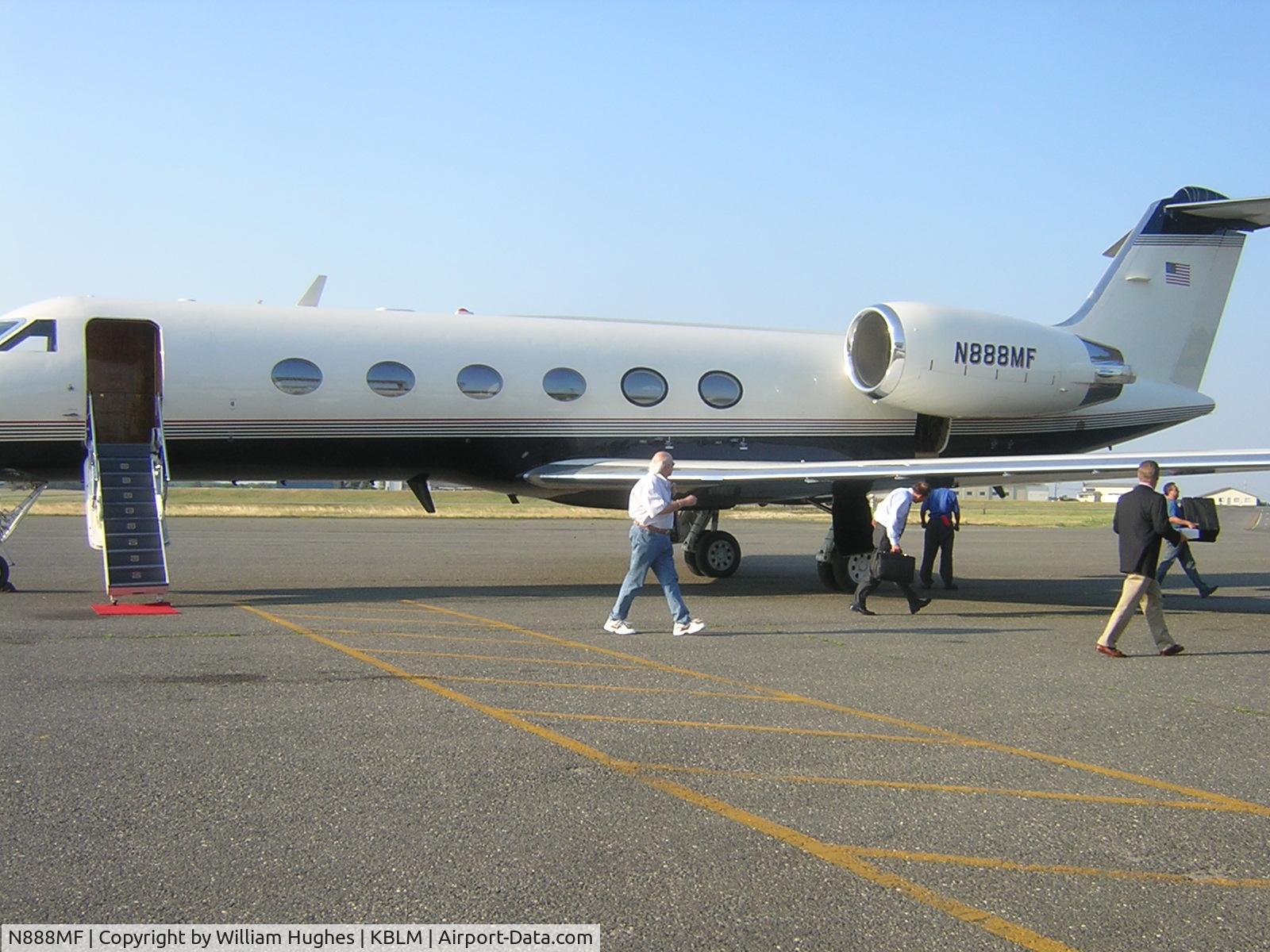 N888MF, 1995 Gulfstream Aerospace G-IV C/N 1268, owner walking to limo