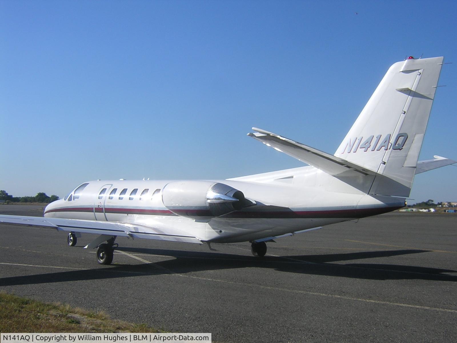 N141AQ, 1991 Cessna 560 Citation V C/N 560-0141, leaving with business executives for Virginia