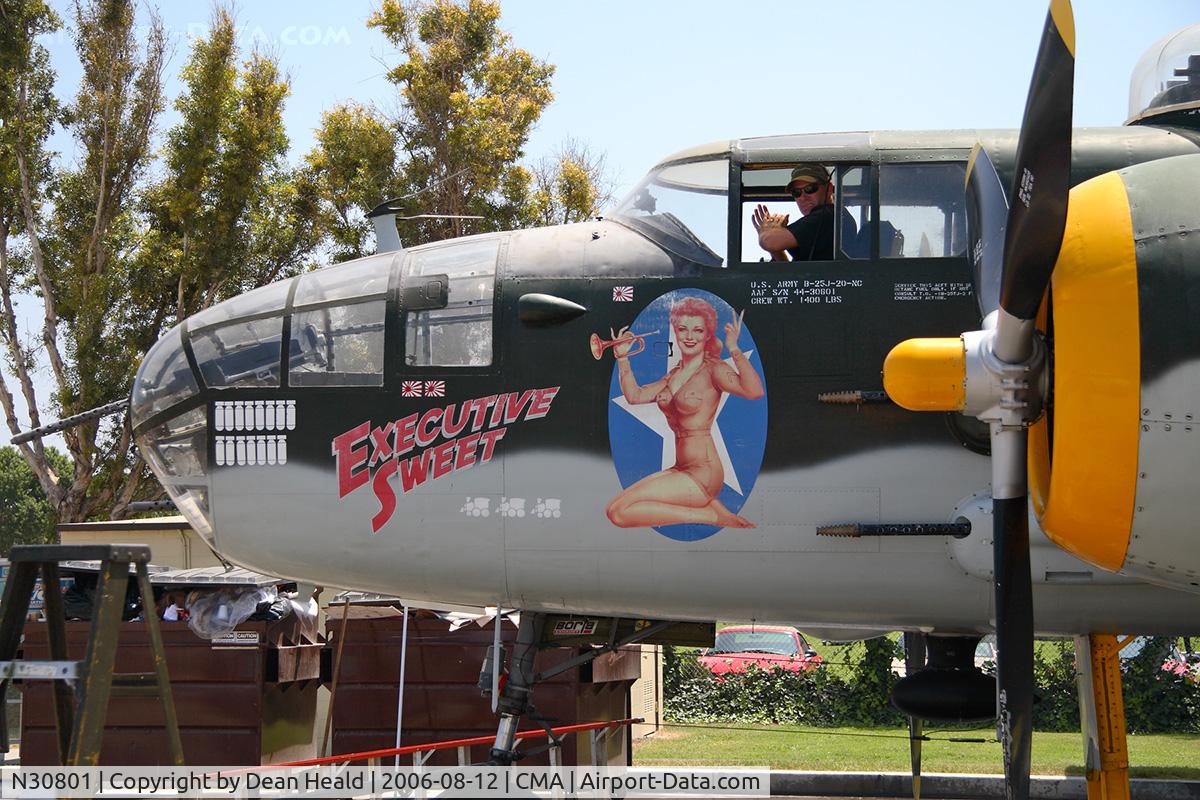 N30801, 1944 North American TB-25N Mitchell C/N 108-34076, Nose art on this 1944 North American B-25J N30801 
