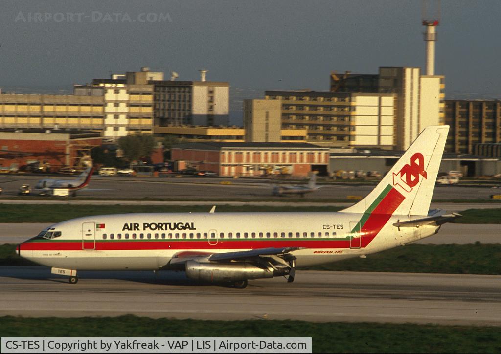 CS-TES, 1982 Boeing 737-230 C/N 22637, TAP Air Portugal Boeing 737-200 landing at LIS