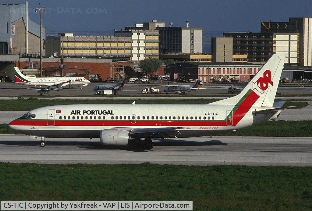 CS-TIC, 1989 Boeing 737-382 C/N 24366, TAP Air Portugal Boeing 737-300 landing at LIS