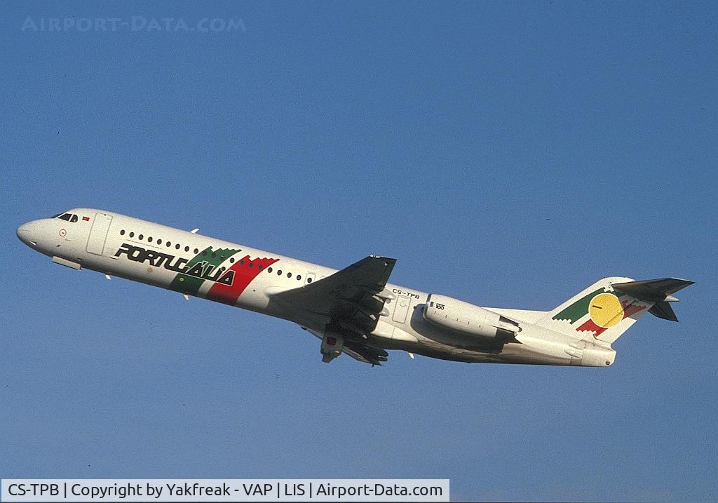 CS-TPB, 1990 Fokker 100 (F-28-0100) C/N 11262, Portugalia Fokker 100 taking off at LIS