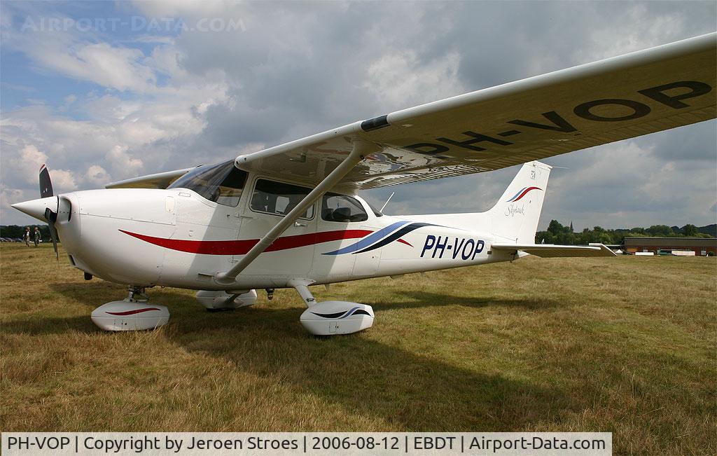 PH-VOP, 1999 Cessna 172R C/N 17280808, Oldtimer FLY-IN 2006