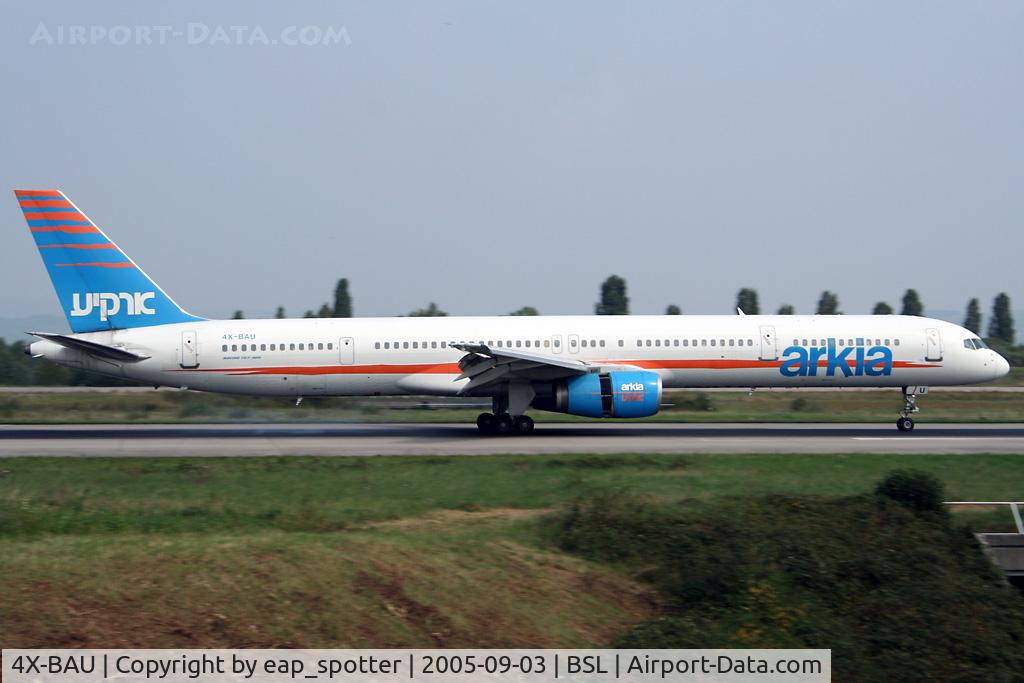 4X-BAU, 1999 Boeing 757-3E7 C/N 30178, Landing on runway 16