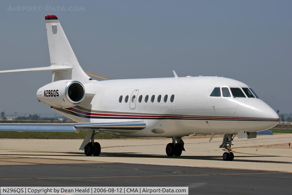 N296QS, 2002 Dassault Falcon 2000 C/N 196, NetJets 2002 Dassault Falcon 2000 taxiing to RWY 26 for departure to Norman Y Mineta San Jose Int'l (KSJC).