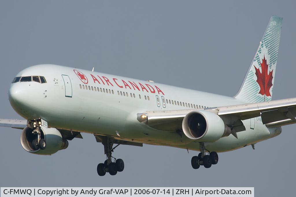 C-FMWQ, 1995 Boeing 767-333 C/N 25584, Final RWY14.