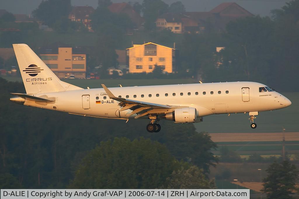 D-ALIE, 2004 Embraer 170LR (ERJ-170-100LR) C/N 17000059, Final RWY14.