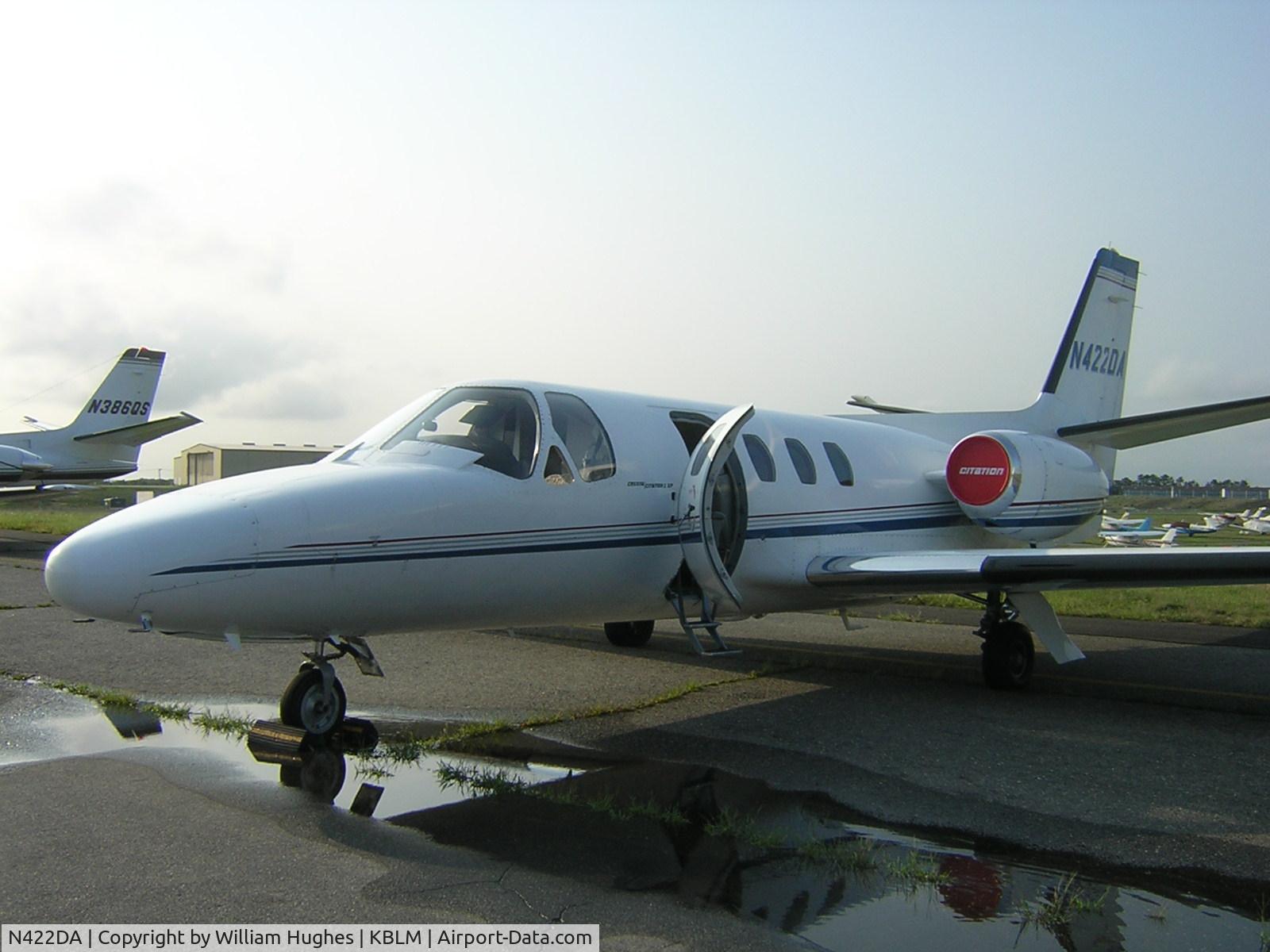 N422DA, 1977 Cessna 501 Citation I/SP C/N 501-0051, waiting for passengers for a overnight flight