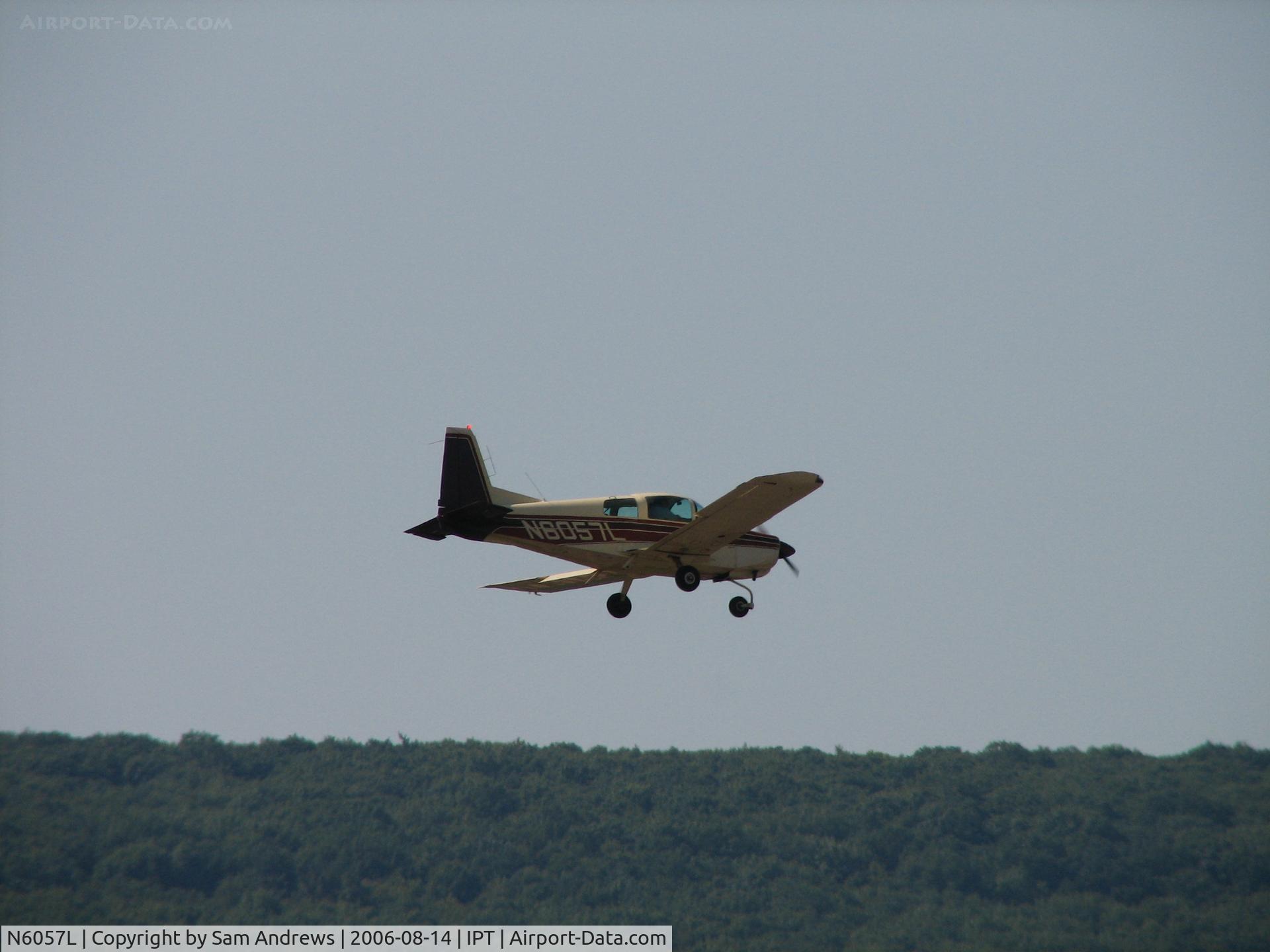 N6057L, 1972 American AA-5 C/N AA5-0157, Hood must have been off by this point.