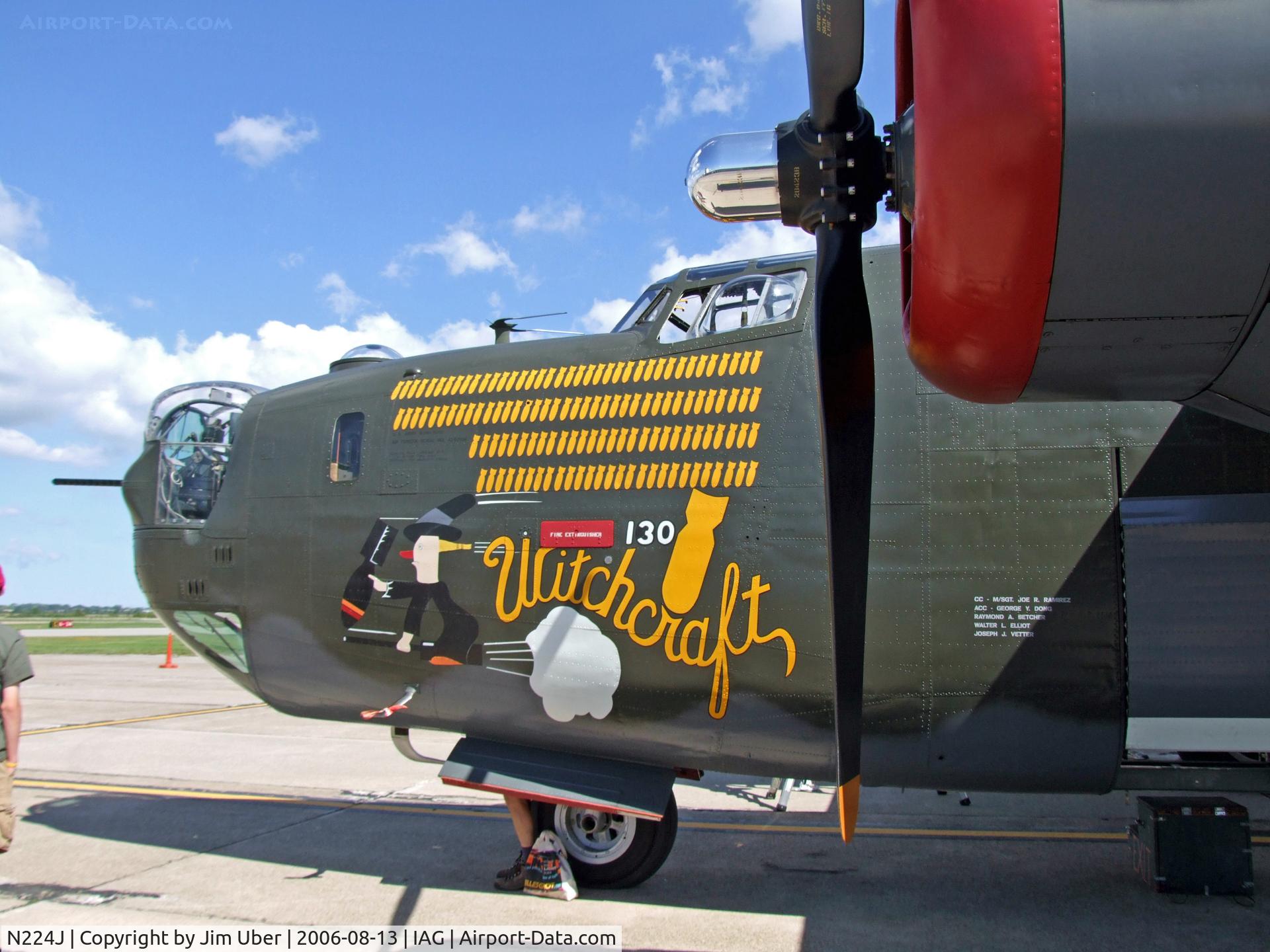 N224J, 1944 Consolidated B-24J-85-CF Liberator C/N 1347 (44-44052), New paint scheme