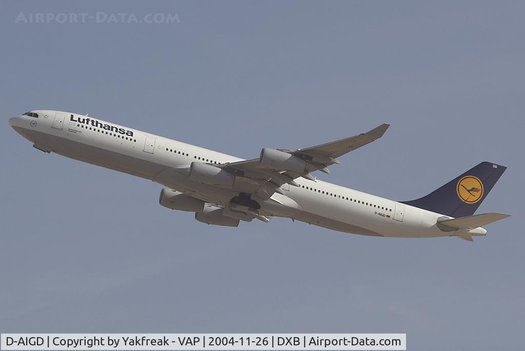 D-AIGD, 1993 Airbus A340-311 C/N 028, Lufthansa A340-300 taking of at DXB