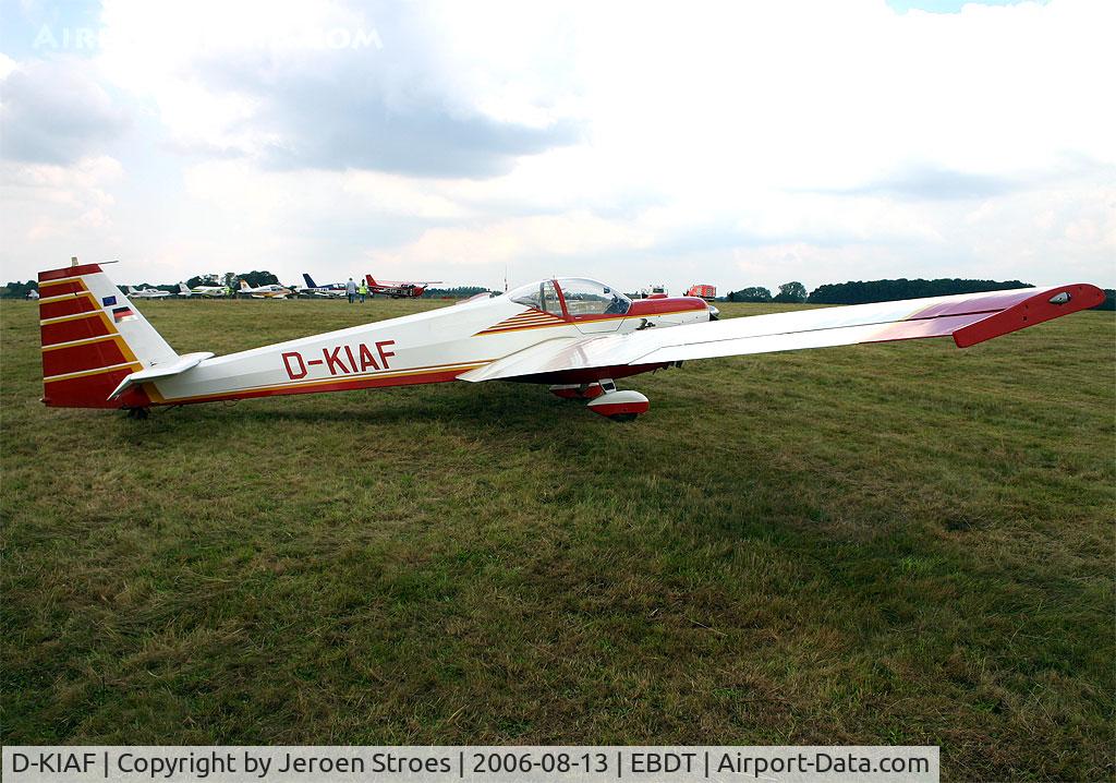 D-KIAF, Scheibe SF-25C Falke 2000 C/N 44445, OLdtimer Fly in