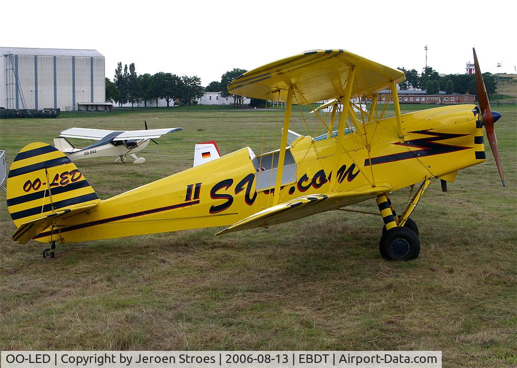 OO-LED, Stampe-Vertongen SV-4C C/N 388, OLdtimer Fly in