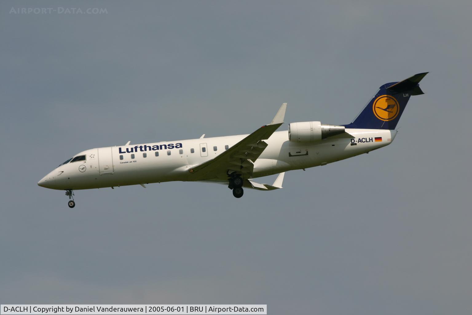 D-ACLH, 1993 Canadair CRJ-100LR (CL-600-2B19) C/N 7007, arrival on rwy 25L