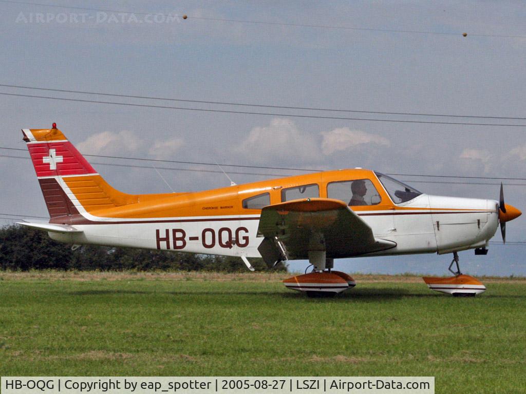 HB-OQG, 1974 Piper PA-28-151 Cherokee Warrior C/N 28-7415089, landing at Schupfart on grass_strip