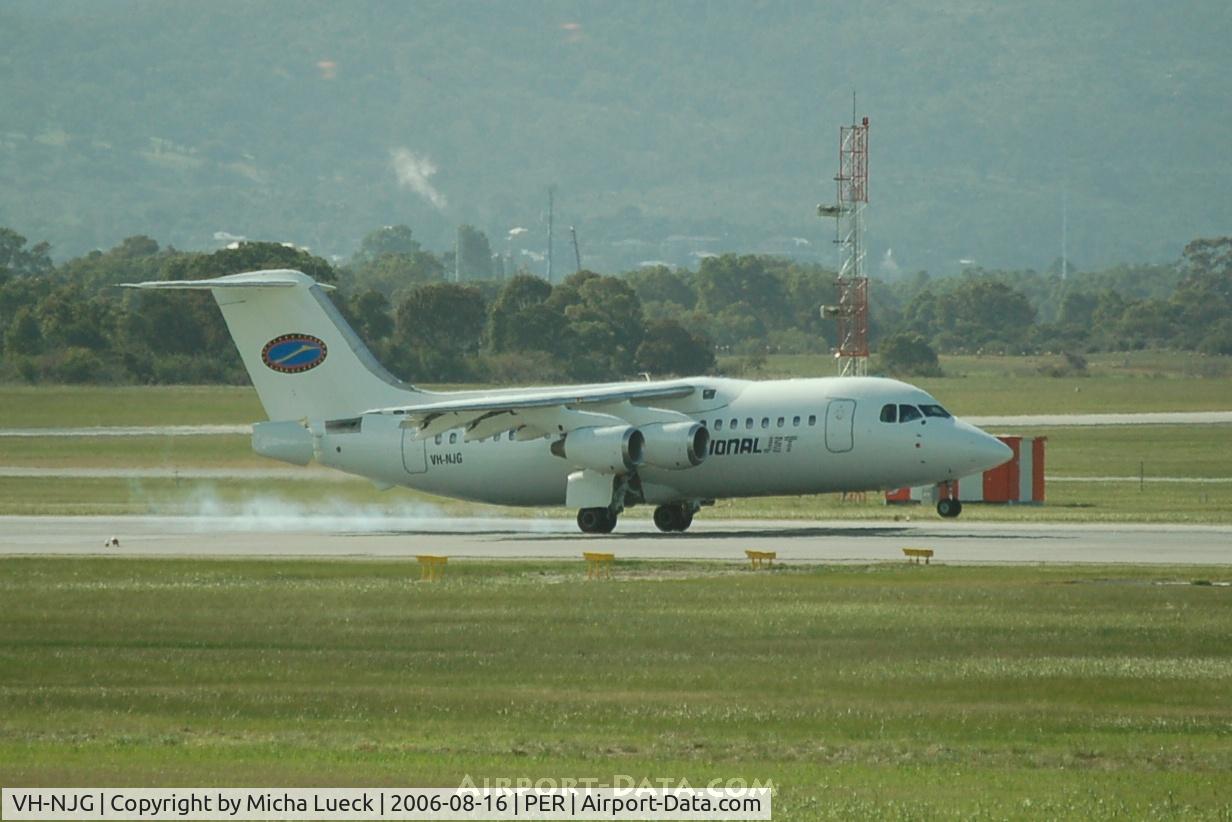 VH-NJG, 1990 British Aerospace BAe.146-200 C/N E2170, Burning rubber in Perth