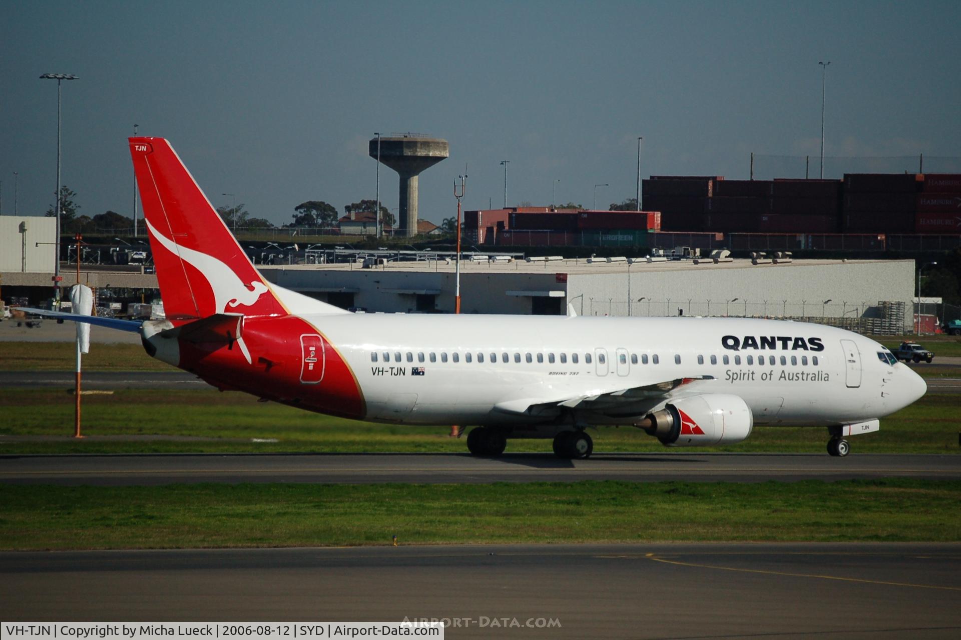 VH-TJN, 1992 Boeing 737-476 C/N 24439, Qantas operates an extensive fleet of B737s on domestic services