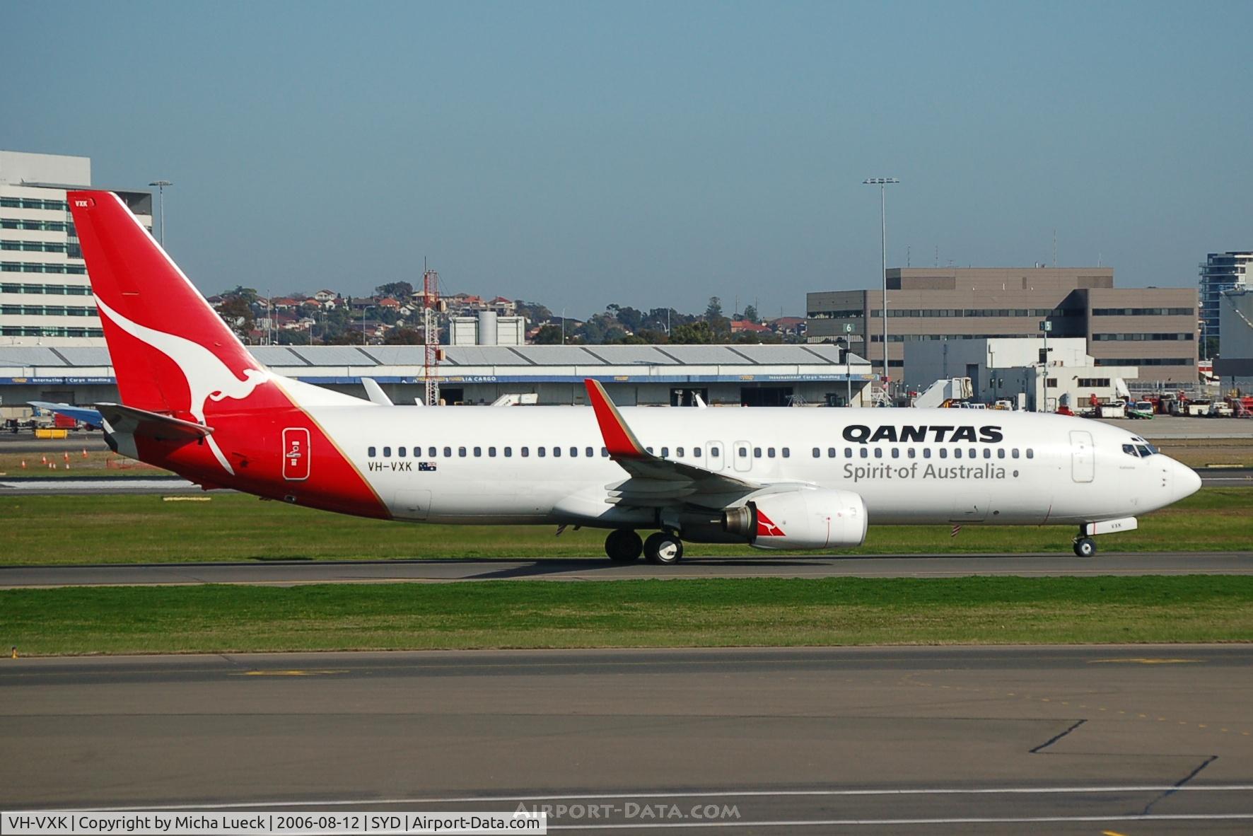 VH-VXK, 2002 Boeing 737-838 C/N 33481, Taxiing to the runway for take-off