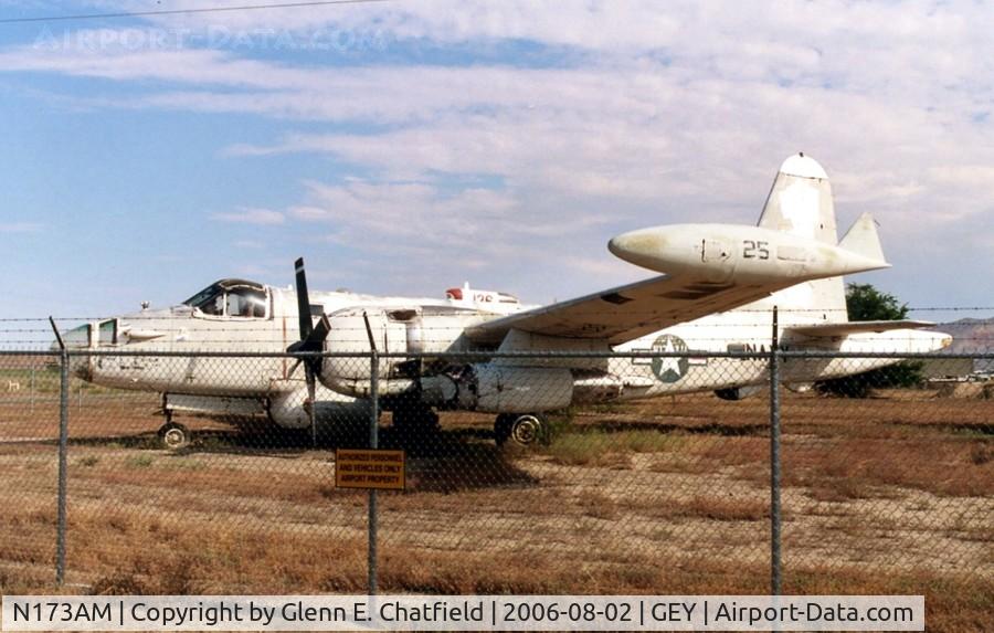 N173AM, 1957 Lockheed P2V-7 Neptune C/N 726-7129 (143173), At the firefighting museum