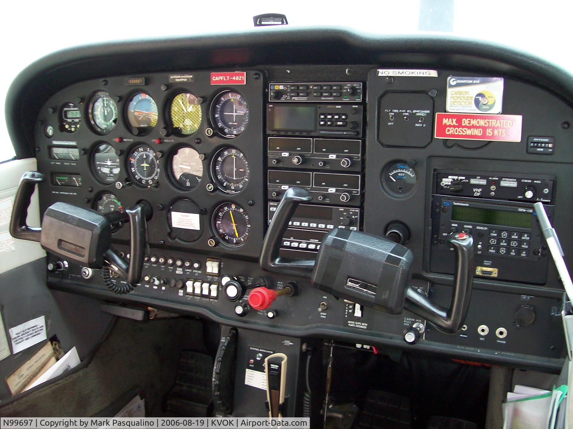 N99697, 1985 Cessna 172P C/N 17276494, Cessna 172P