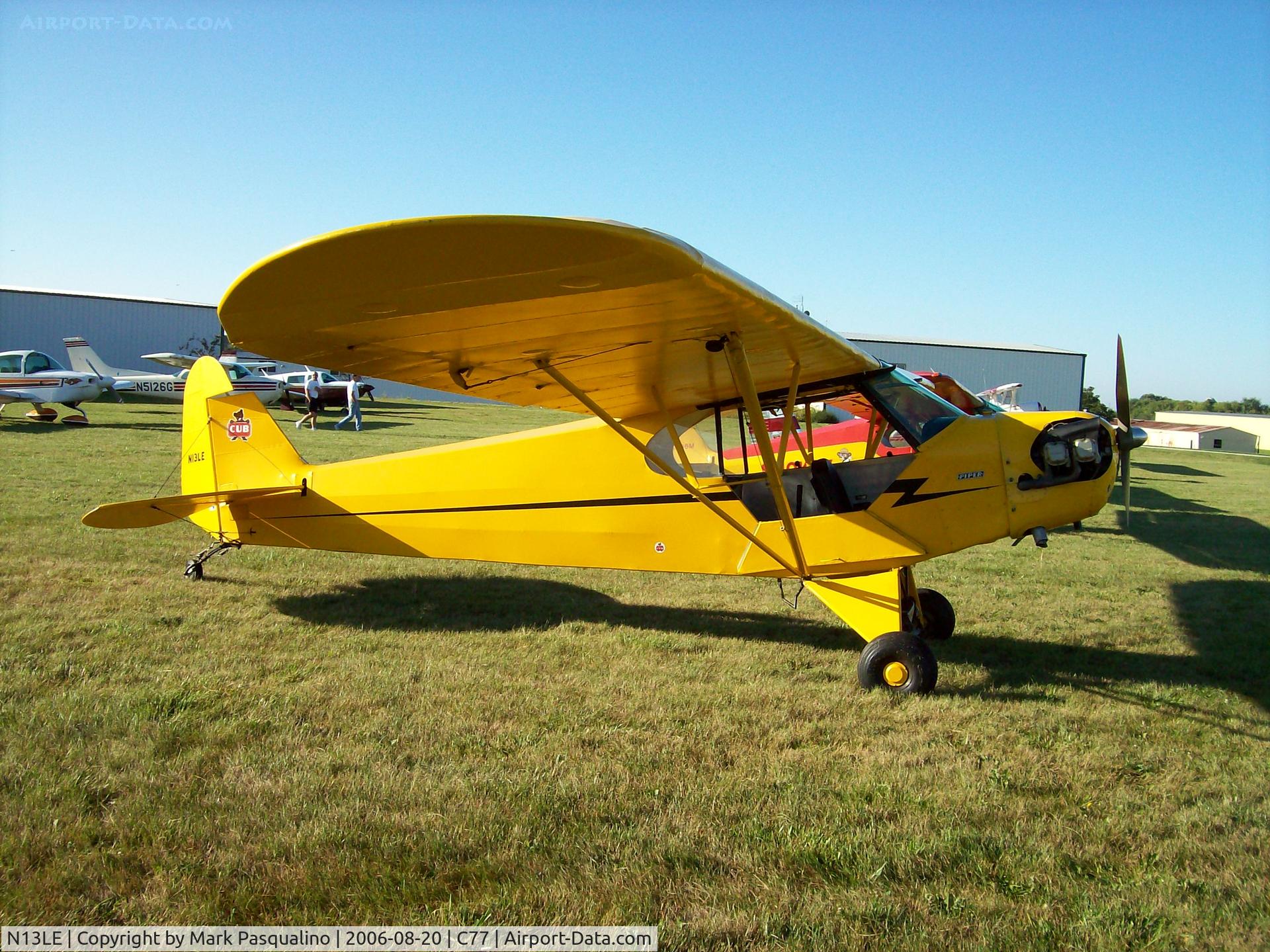 N13LE, Piper J3C-65 Cub Cub C/N 17571, Piper J-3C-65