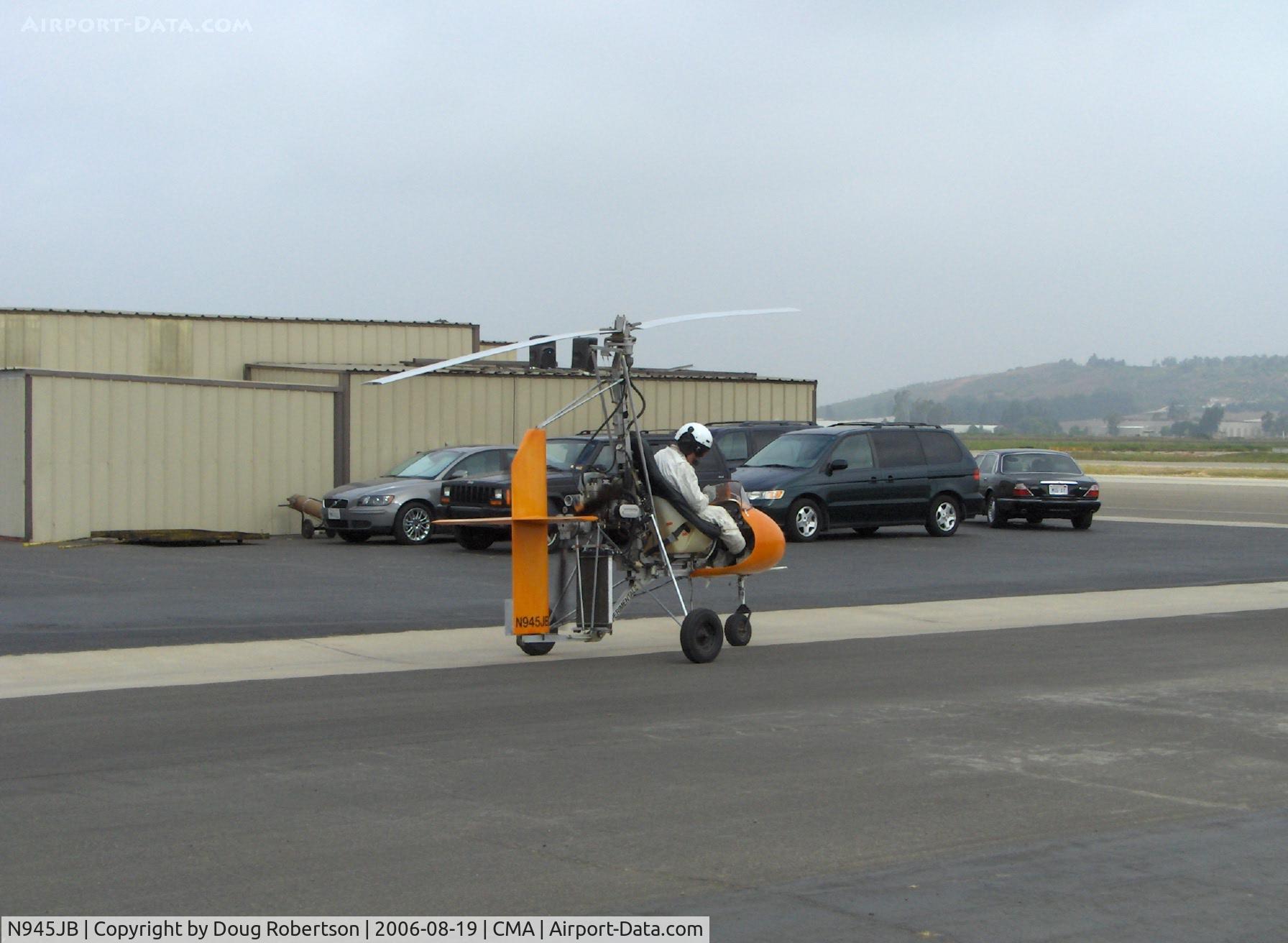 N945JB, 2001 Rotor Flight Dominator I C/N 04-0101, 2001 Benham DOMINATOR Autogyro, Rotax power to thrust pusher prop and to rotor turning slowly