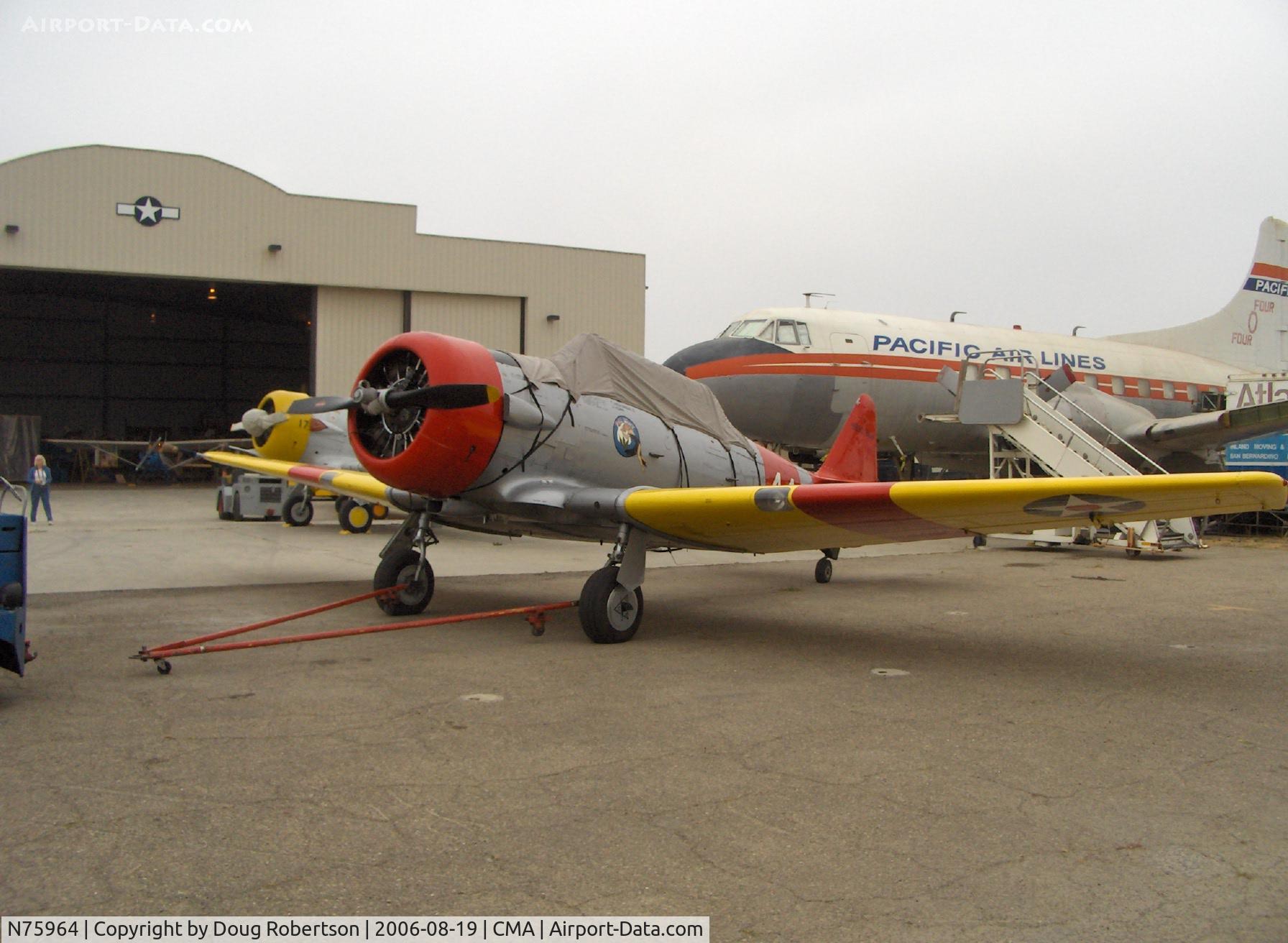 N75964, 1943 North American SNJ-4 Texan C/N 88-9830, 1943 North American SNJ-4 'Boll Weevil', P&W R1340 600 Hp