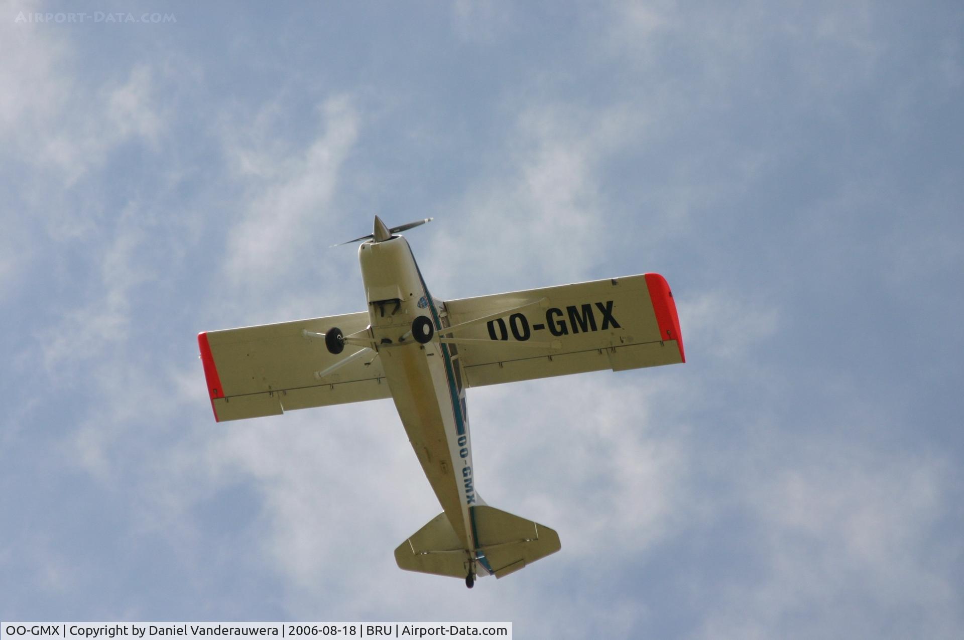 OO-GMX, Maule MX-7-180 Star Rocket C/N 11034C, flying to South ...