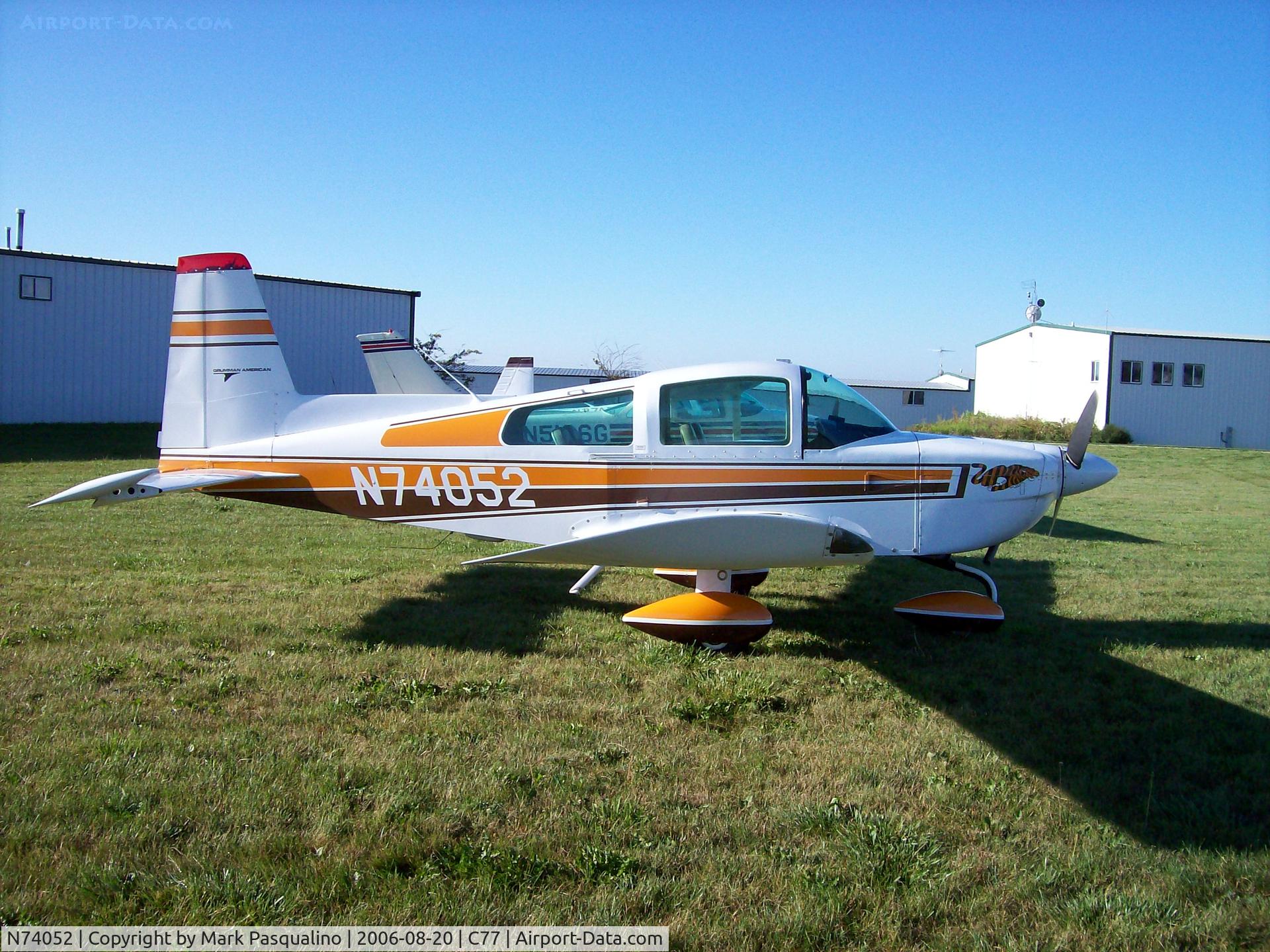 N74052, 1975 Grumman American AA-5B Tiger C/N AA5B-0110, AA-5B
