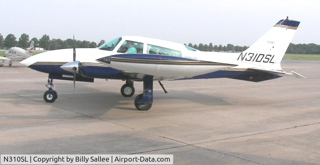 N310SL, 1975 Cessna 310R C/N 310R0234, good looking 310
