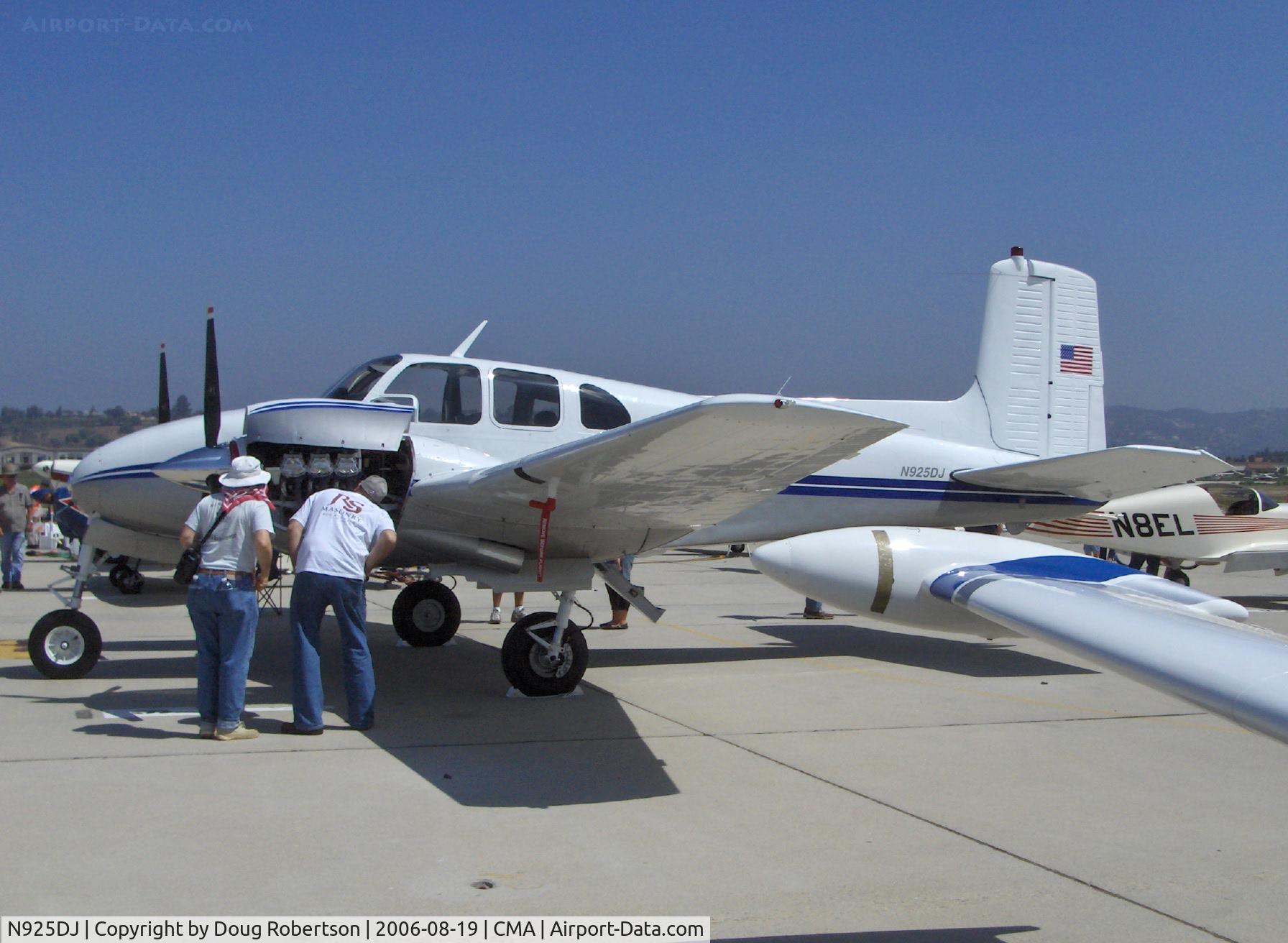 N925DJ, 1958 Beech D50A Twin Bonanza C/N DH-195, 1958 Beech D50A TWIN BONANZA (T-BONE), two Lycoming geared GO-480-G2F6 295 Hp each, 3-blade Hartzell props standard on D50 model. 5 seats, 3 in front, 2 behind
