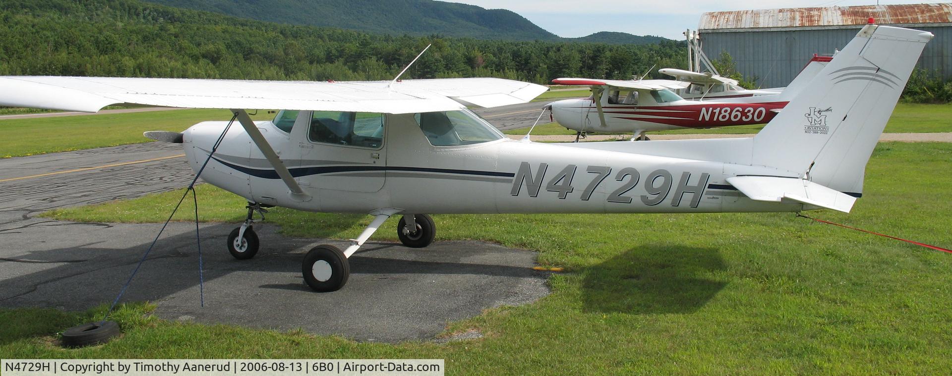 N4729H, 1979 Cessna 152 C/N 15283972, Tied down at Middlebury State, VT