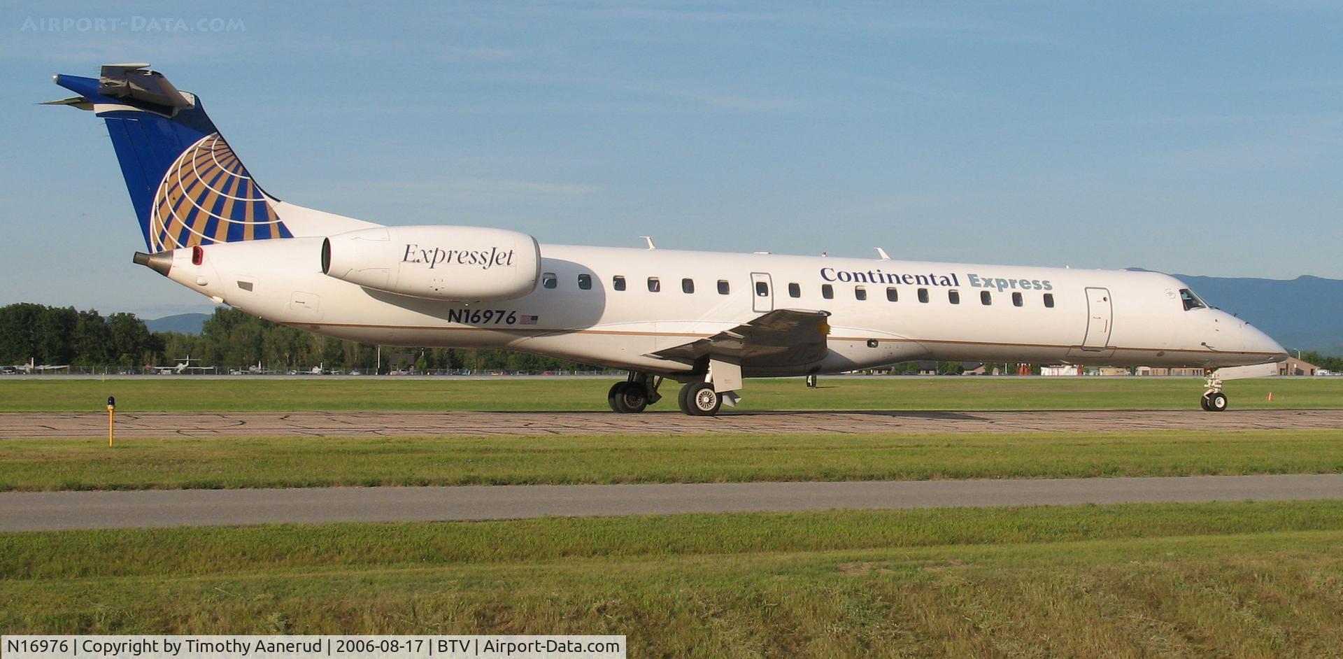 N16976, 1999 Embraer EMB-145LR C/N 145171, Arriving at Burlington, VT