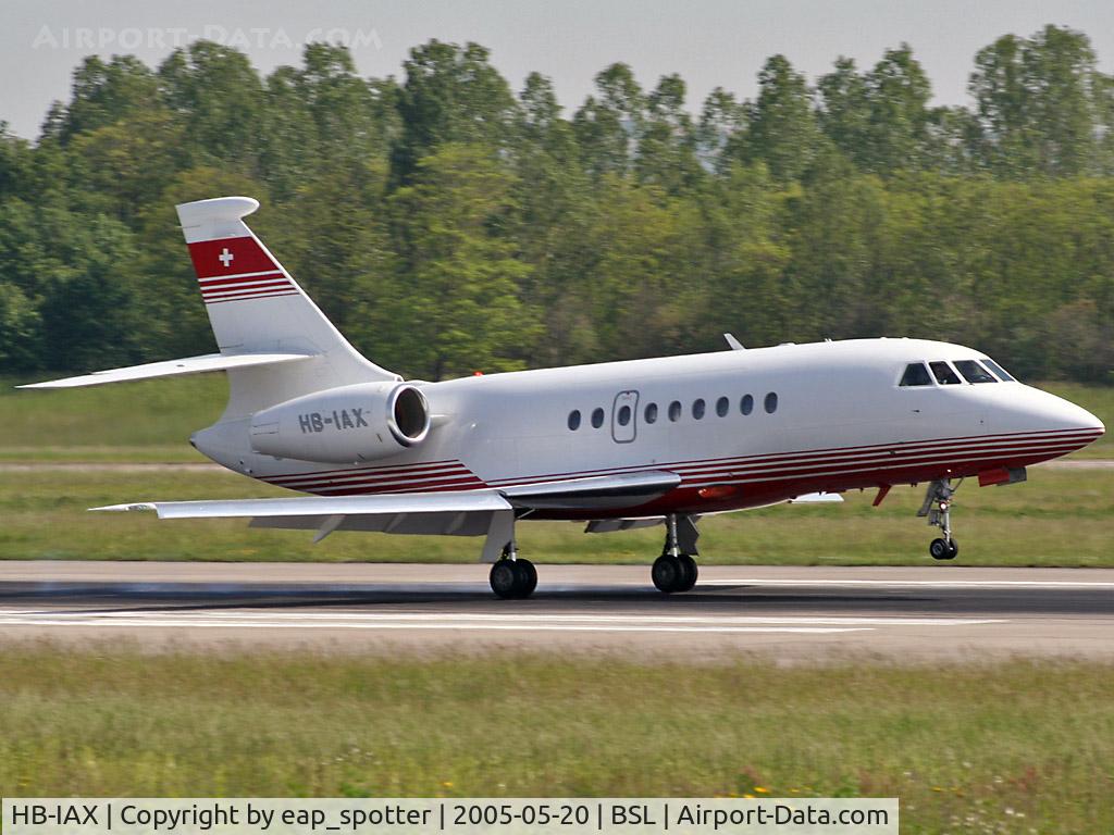 HB-IAX, 1996 Dassault Falcon 2000 C/N 33, Rabbit-Air homebased in Zuerich