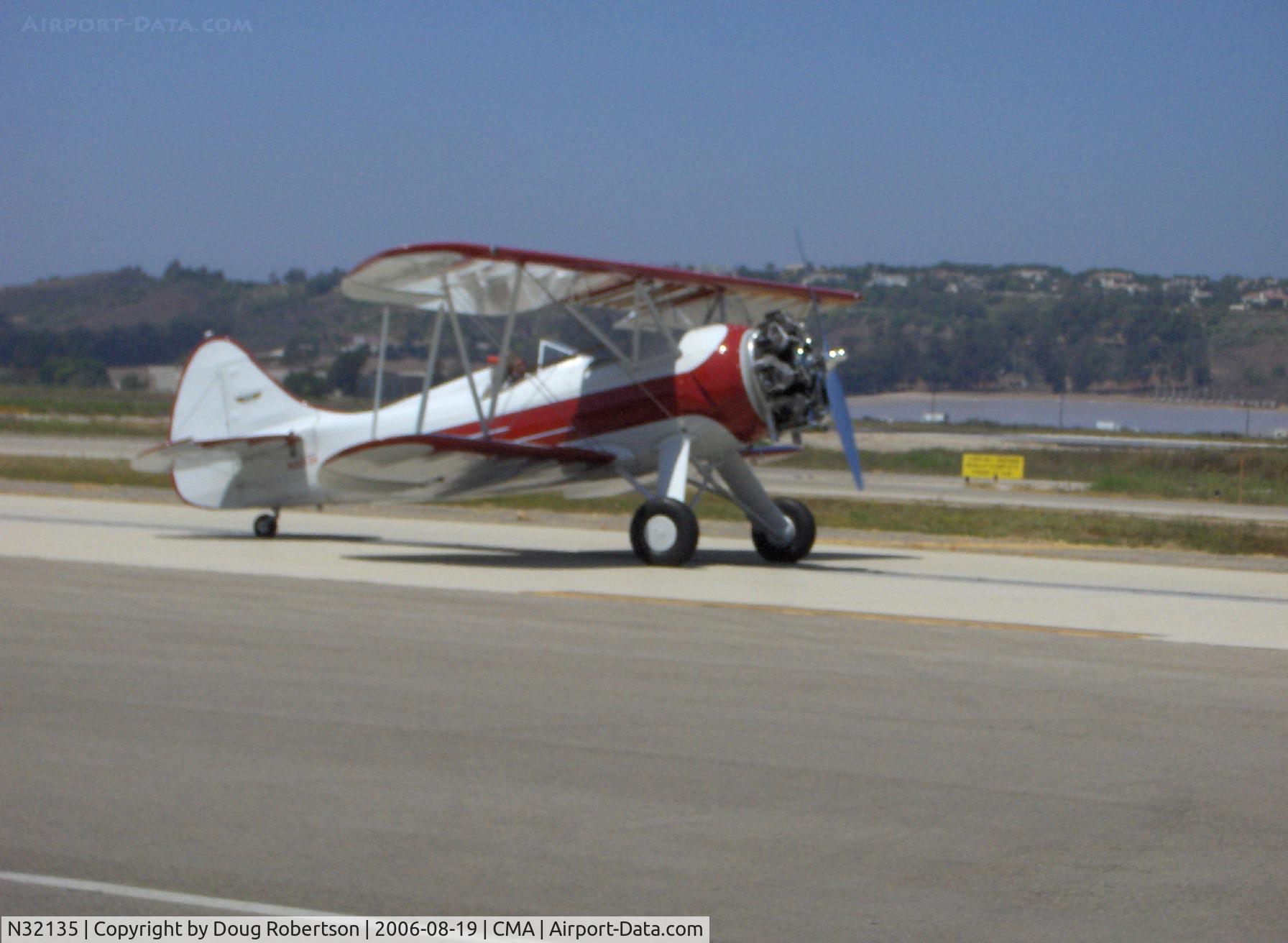 N32135, 1941 Waco UPF-7 C/N 5767, 1941 Waco UPF-7, Continental W670 220 Hp radial, taxi after landing Runway 26