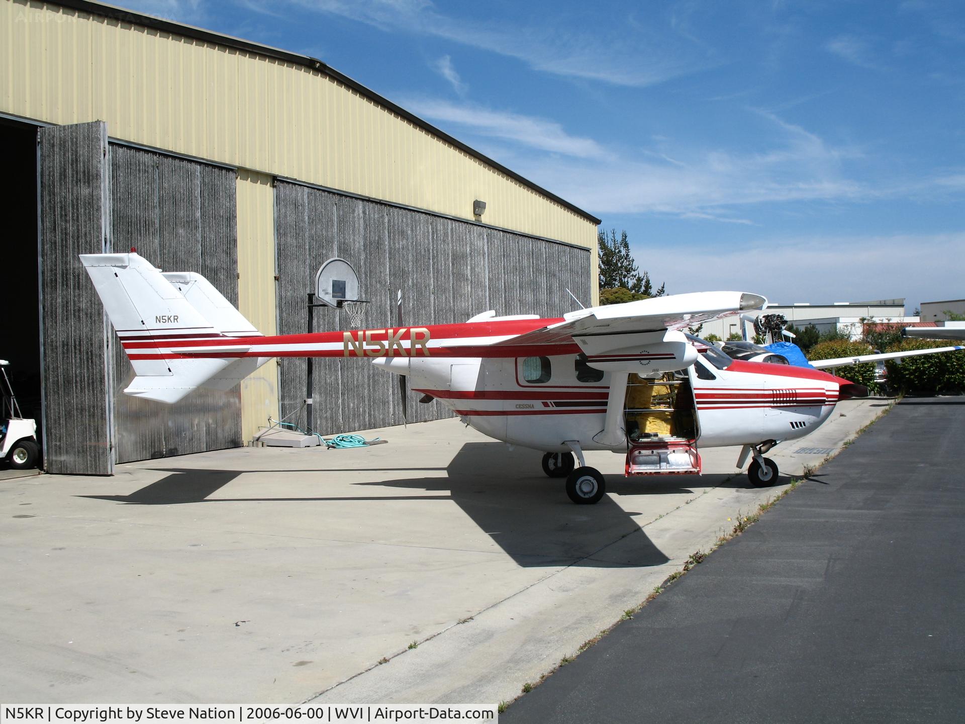 N5KR, 1979 Cessna P337H C/N P3370335, Sharp looking 1979 Cessna P337H with underwing radome @ Watsonville Municipal Airport, CA