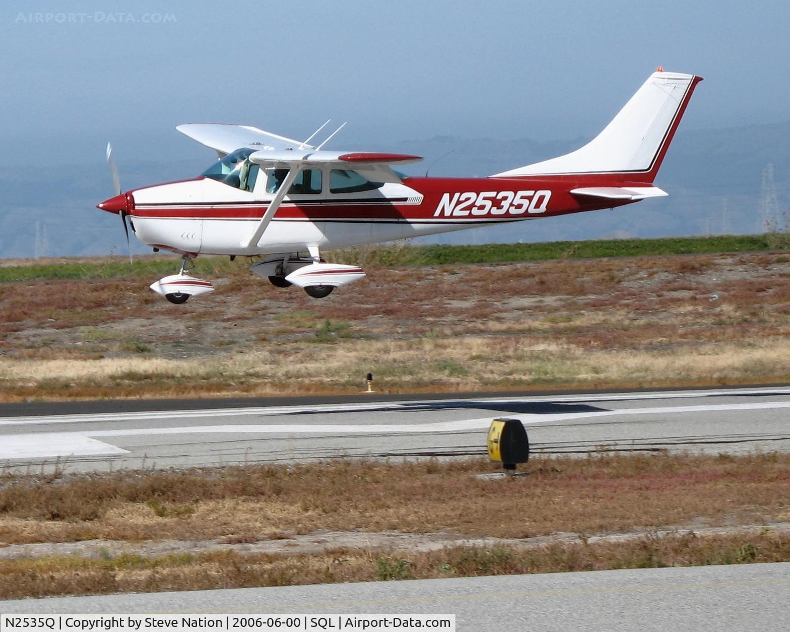 N2535Q, 1966 Cessna 182K Skylane C/N 18257735, 1966 Cessna 182K landing @ San Carlos Municipal Airport, CA