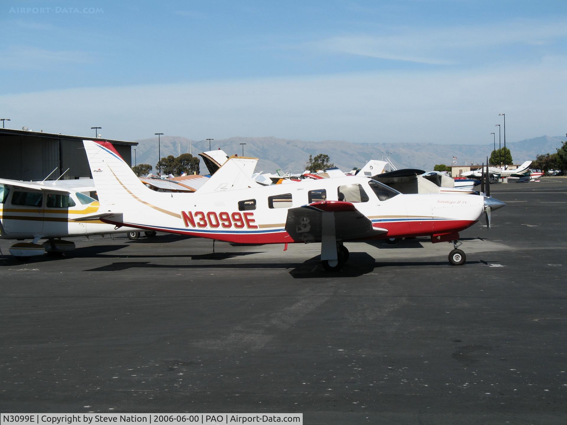 N3099E, 2005 Piper PA-32R-301T Turbo Saratoga C/N 3257382, Tyahive Inc. 2005 Piper PA-32-301T @ Palo Alto Municipal Airport, CA