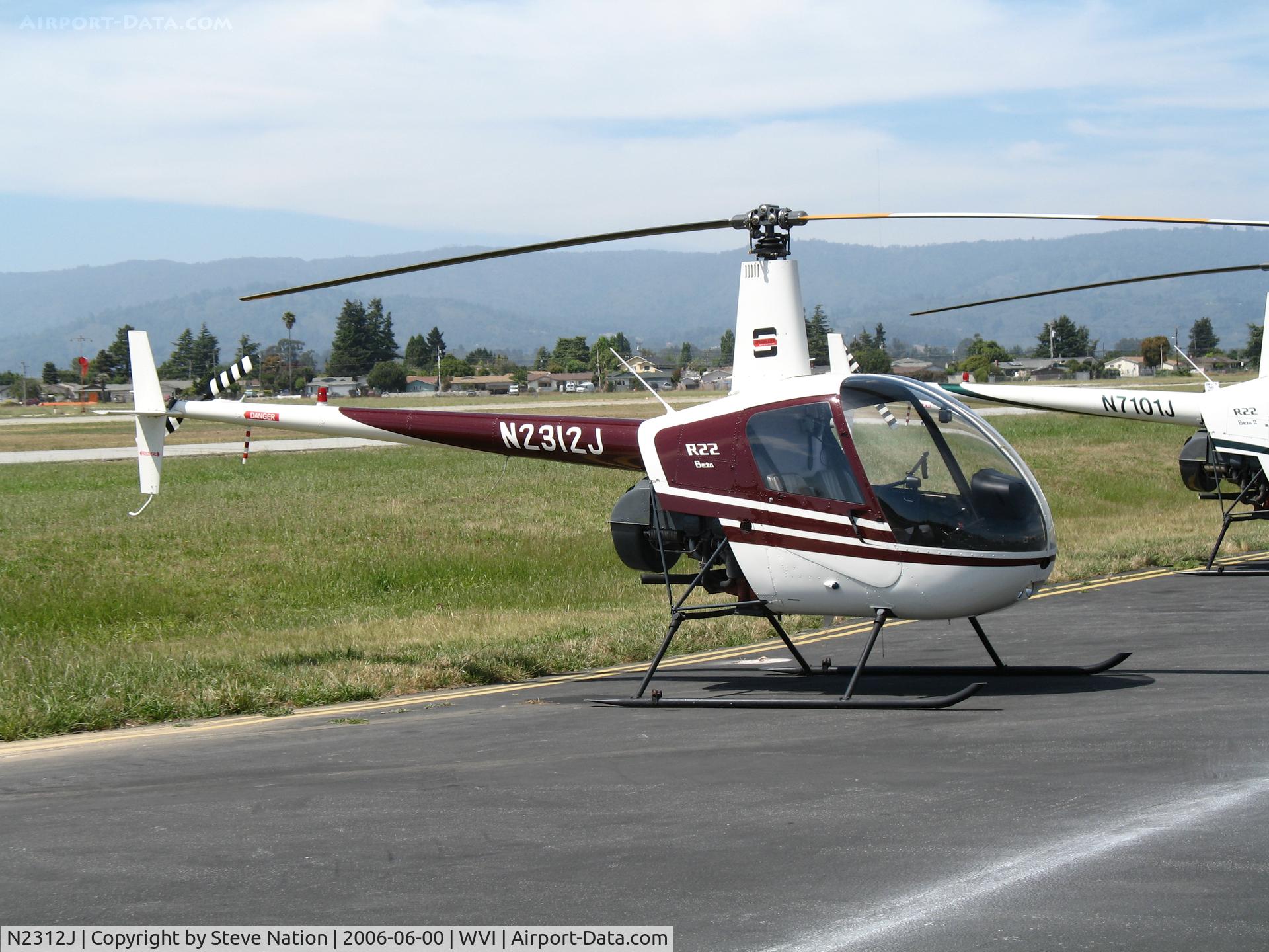 N2312J, 1991 Robinson R22 BETA C/N 1984, Specialized Helicopters (with their logo) 1991 Robinson R22 Beta @ Watsonville Municipal Airport, CA