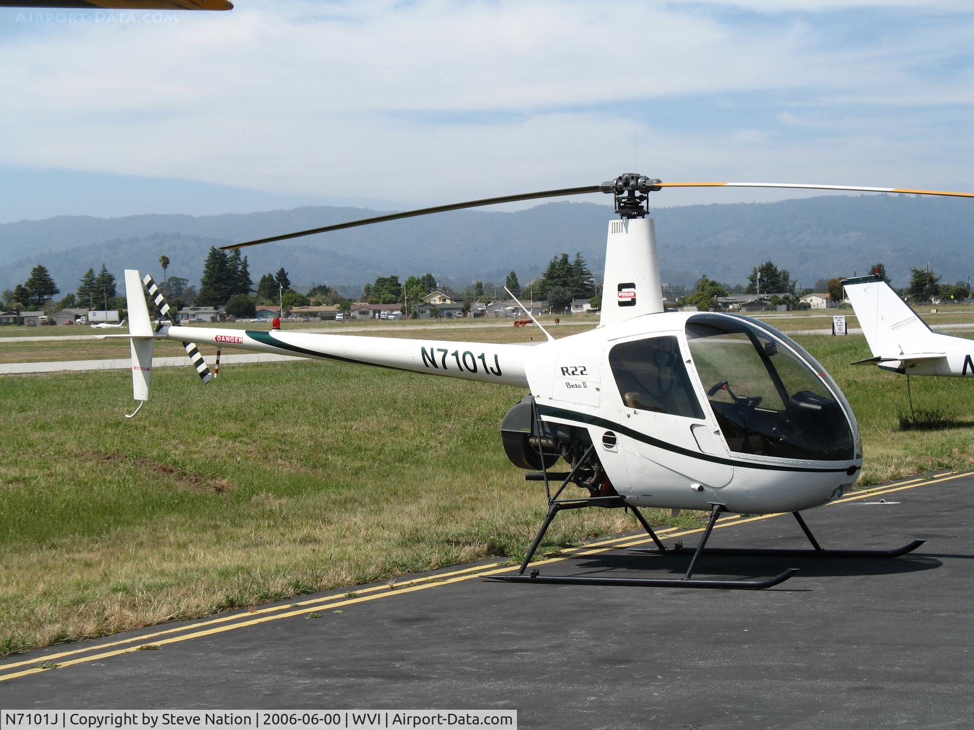 N7101J, 1999 Robinson R22 Beta C/N 3005, Specialized Helicopters (with their logo) 1999 Robinson R22 Beta @ Watsonville Municipal Airport, CA